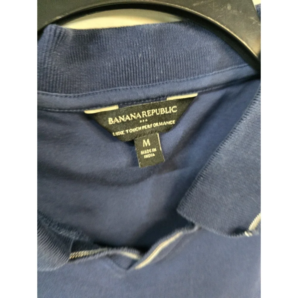 Banana Republic Men's Polo Shirt Navy Blue M Luxe Touch Performance